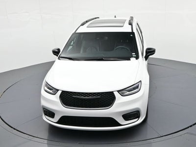 2025 Chrysler Pacifica Limited FWD