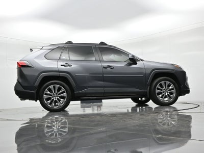 2023 Toyota RAV4 XLE Premium AWD (Natl)