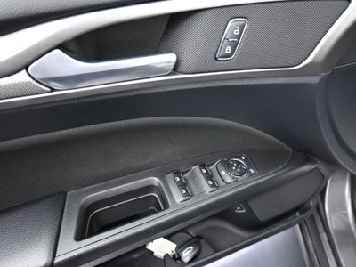 2019 Ford Fusion Hybrid SE FWD