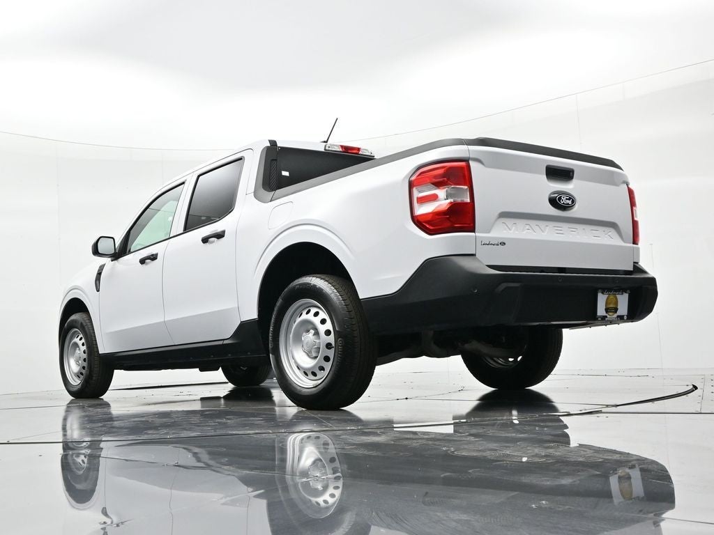 2025 Ford Maverick XL AWD SuperCrew