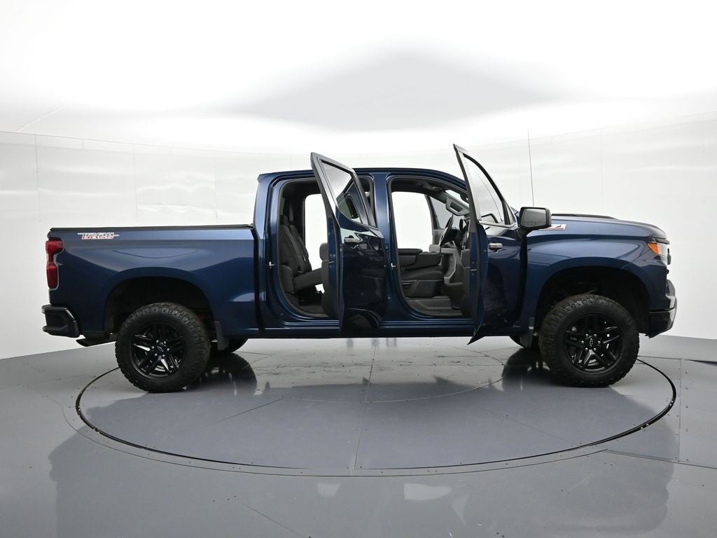 2023 Chevrolet Silverado 1500 4WD Crew Cab 147" Custom Trail Boss