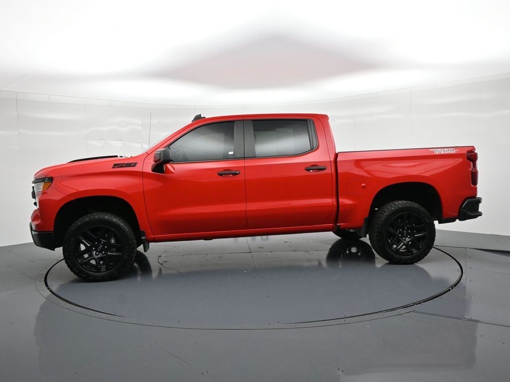 2024 Chevrolet Silverado 1500 4WD Crew Cab 147" Custom Trail Boss