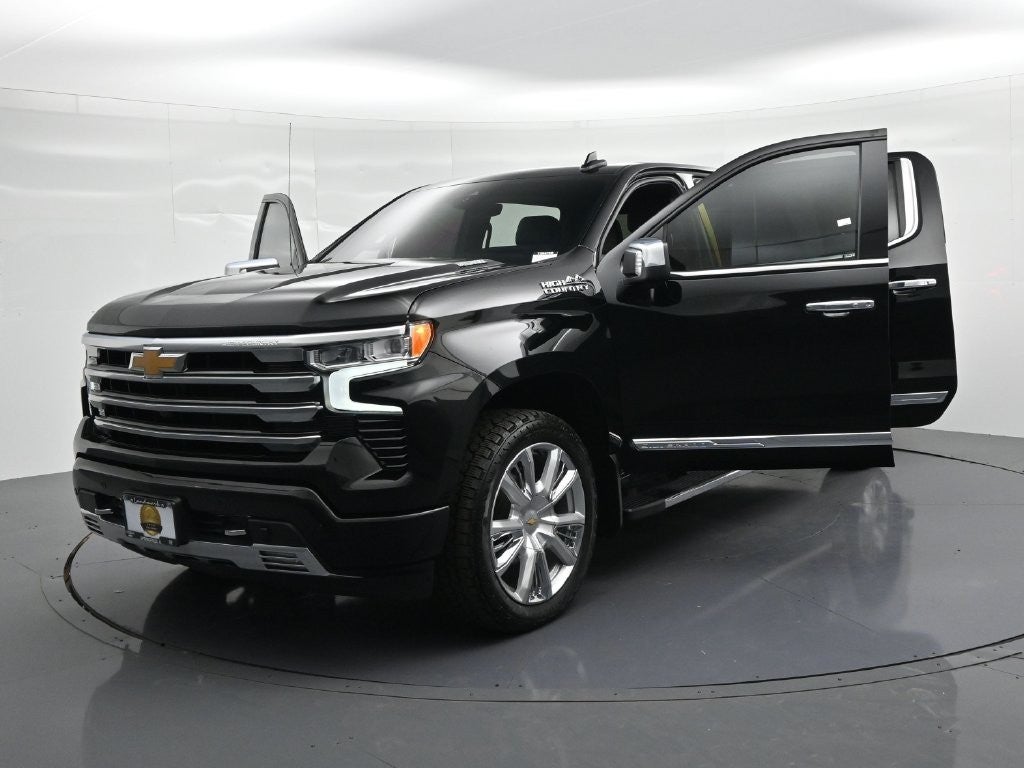2023 Chevrolet Silverado 1500 4WD Crew Cab 147" High Country