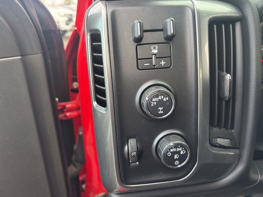 2017 Chevrolet Silverado 1500 LT LT2