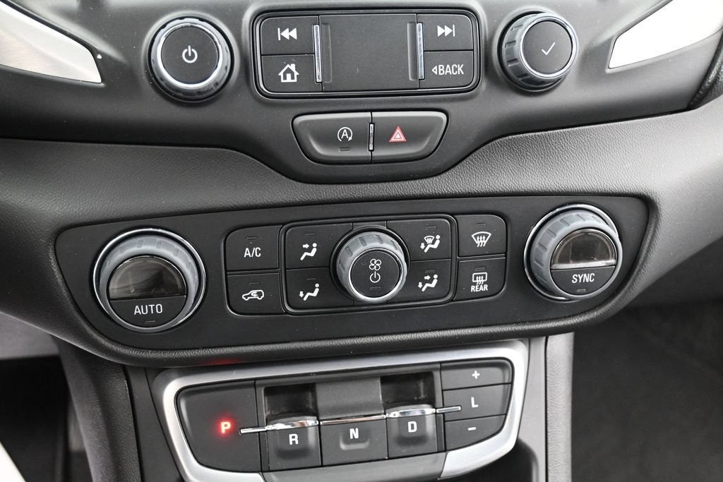 2024 GMC Terrain FWD 4dr SLT