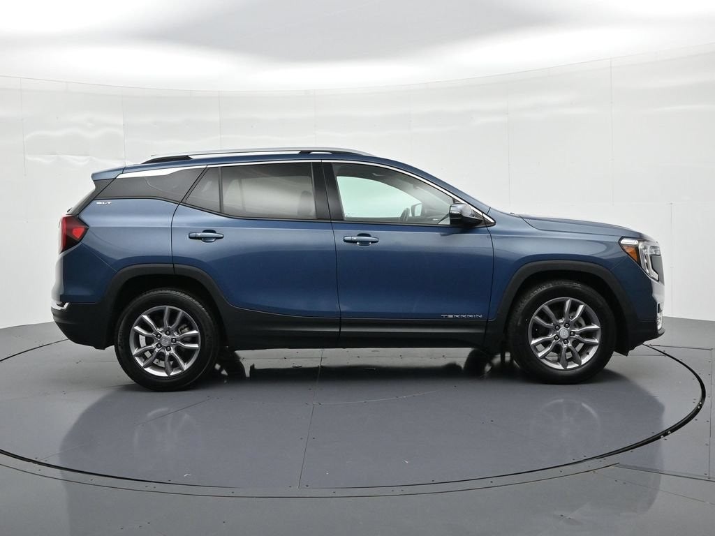 2024 GMC Terrain FWD 4dr SLT