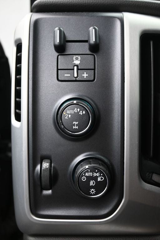 2017 GMC Sierra 1500 4WD Crew Cab 143.5" SLT