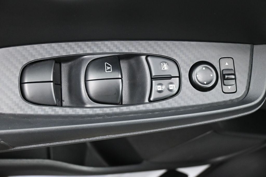 2022 Nissan Sentra SV CVT
