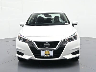 2022 Nissan Versa SV CVT