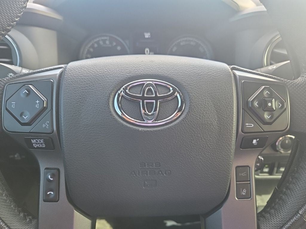 2023 Toyota Tacoma 4WD TRD Off Road Double Cab 5' Bed V6 AT (Natl)