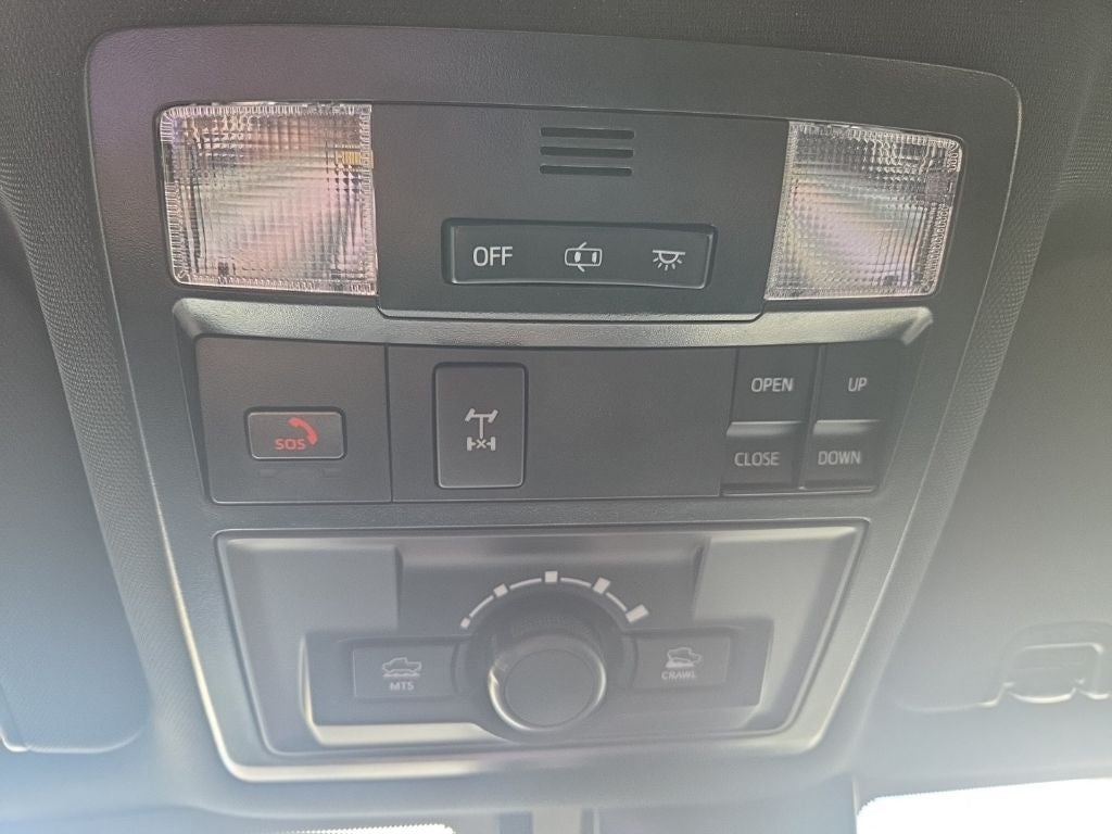 2023 Toyota Tacoma 4WD TRD Off Road Double Cab 5' Bed V6 AT (Natl)