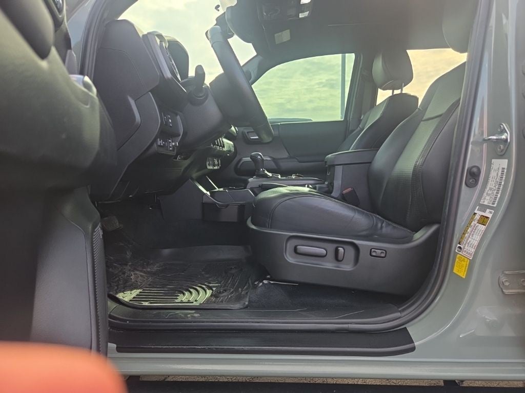 2023 Toyota Tacoma 4WD TRD Off Road Double Cab 5' Bed V6 AT (Natl)