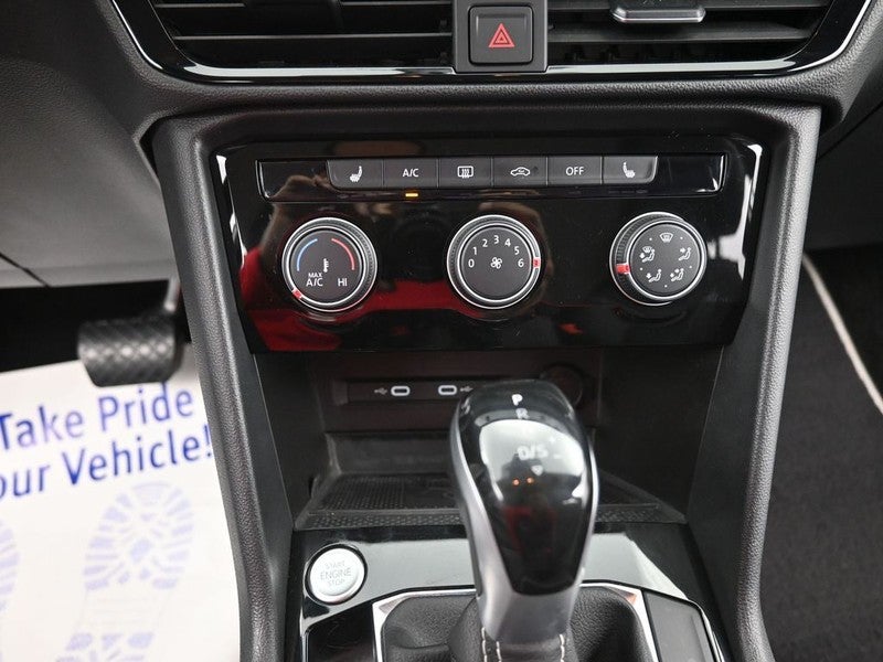 2023 Volkswagen Taos SE 4MOTION