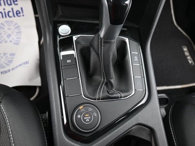 2023 Volkswagen Taos SE 4MOTION