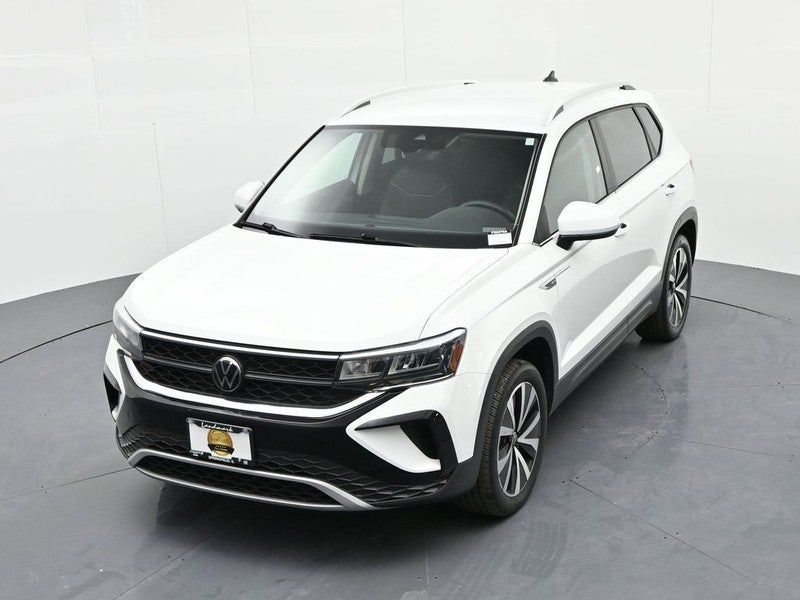 2023 Volkswagen Taos SE 4MOTION