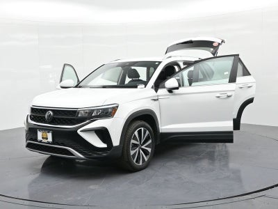 2023 Volkswagen Taos SE 4MOTION