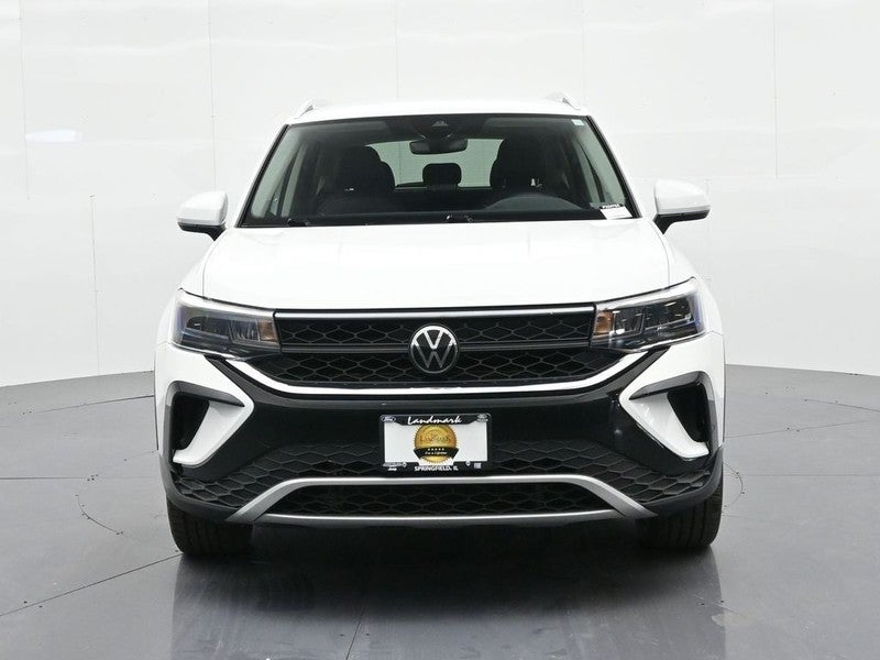 2023 Volkswagen Taos SE 4MOTION