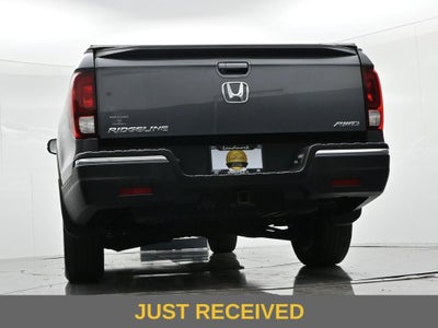 2017 Honda Ridgeline RTL-T 4x4 Crew Cab 5.3' Bed