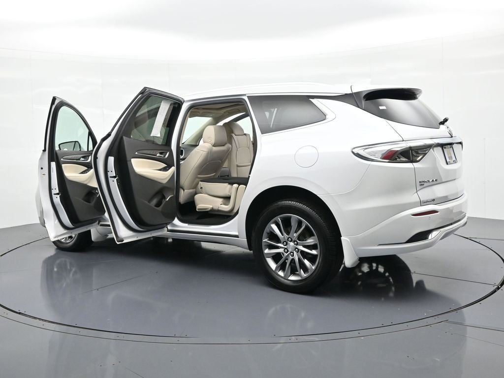 2022 Buick Enclave AWD 4dr Avenir
