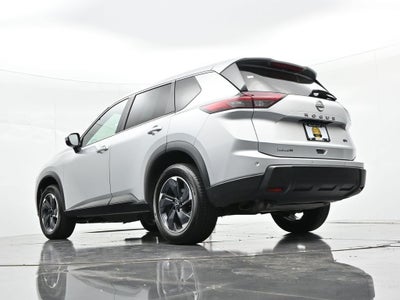 2024 Nissan Rogue FWD SV