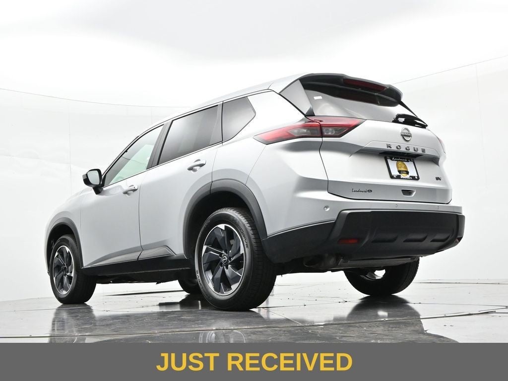 2024 Nissan Rogue FWD SV