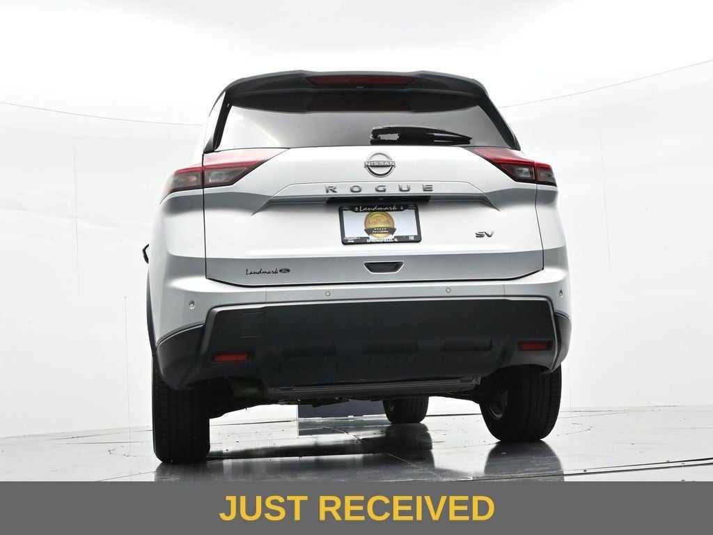 2024 Nissan Rogue FWD SV