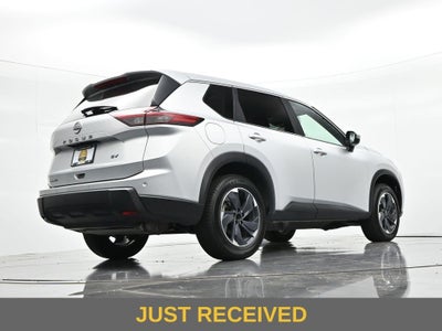 2024 Nissan Rogue FWD SV
