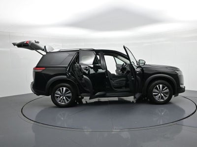 2025 Nissan Pathfinder SL 2WD