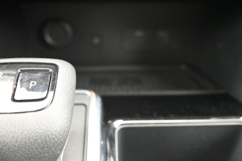 2024 Nissan Pathfinder SL 2WD