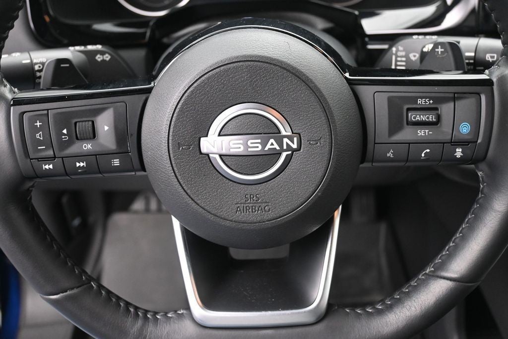 2024 Nissan Pathfinder SL 2WD