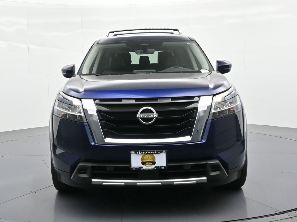 2024 Nissan Pathfinder SL 2WD