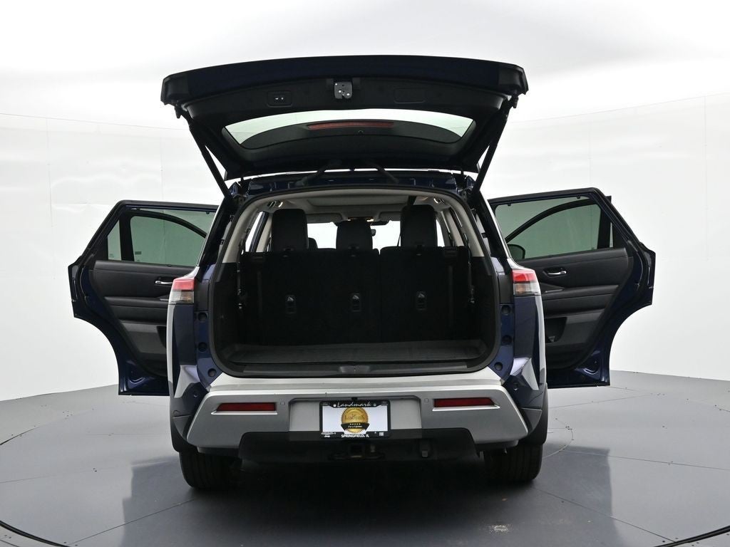 2024 Nissan Pathfinder SL 2WD