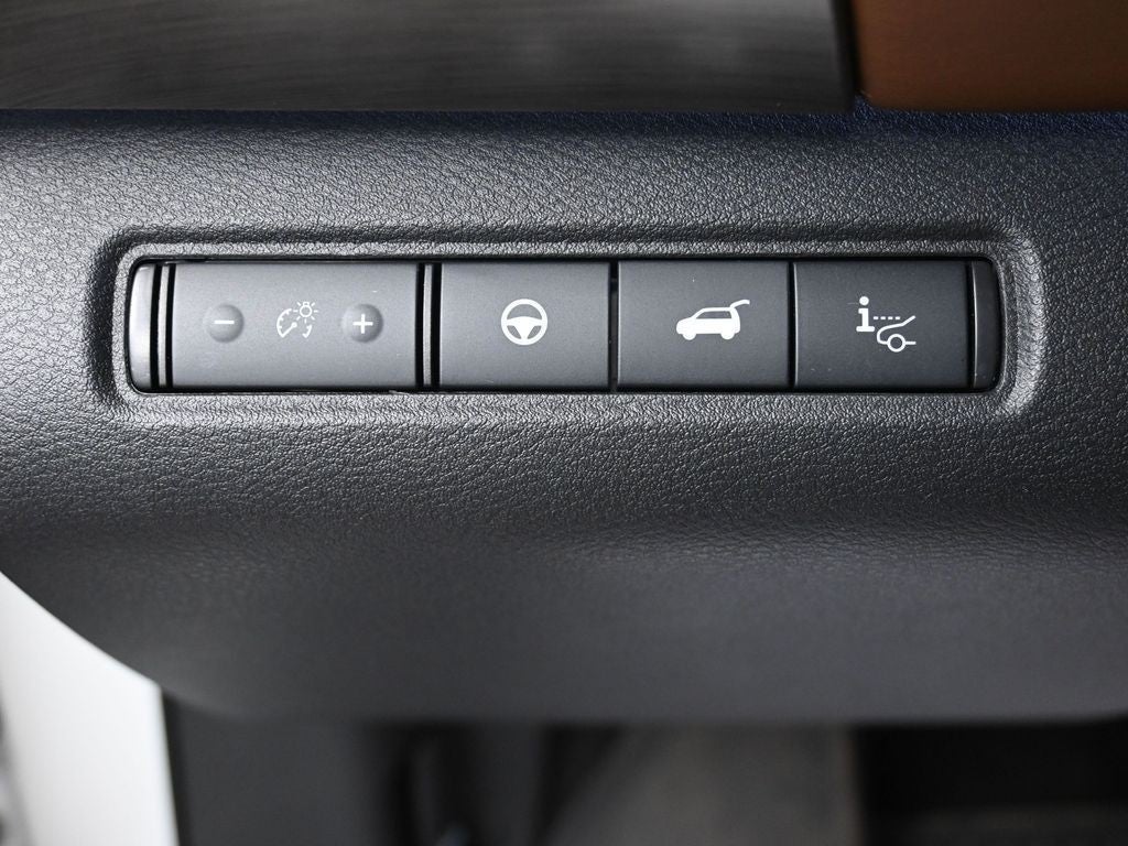 2024 Nissan Pathfinder Platinum 4WD