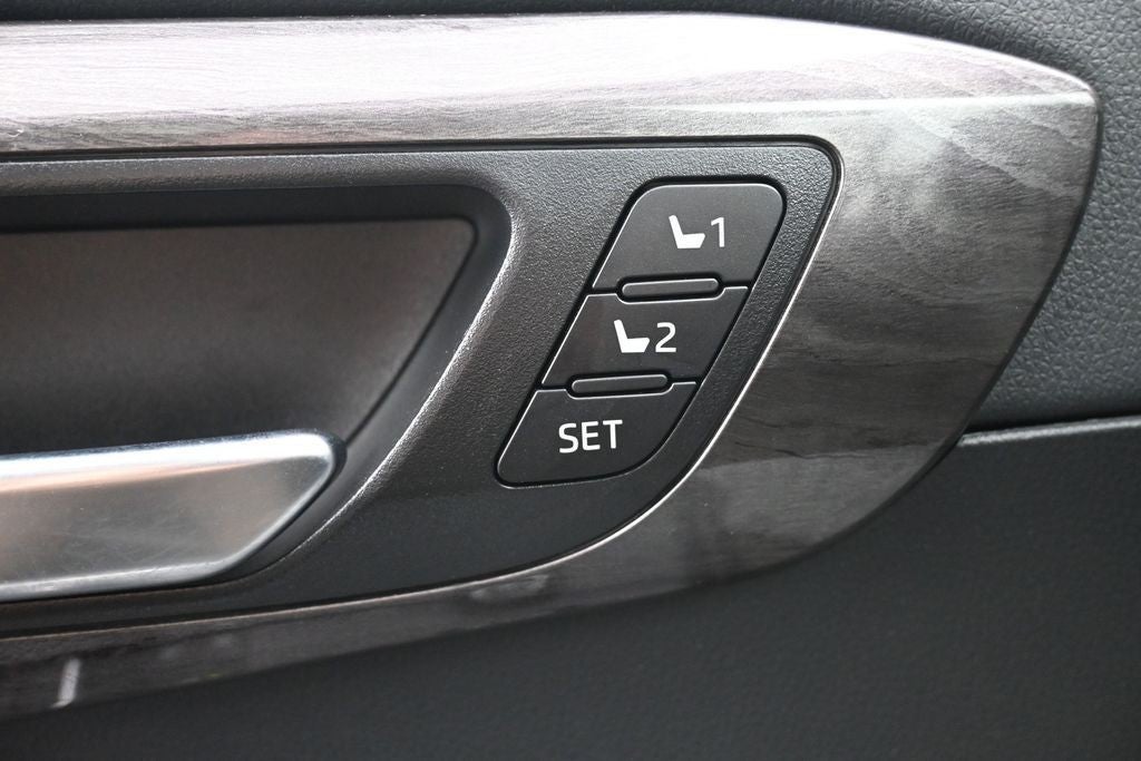 2023 Toyota Highlander Limited AWD (Natl)