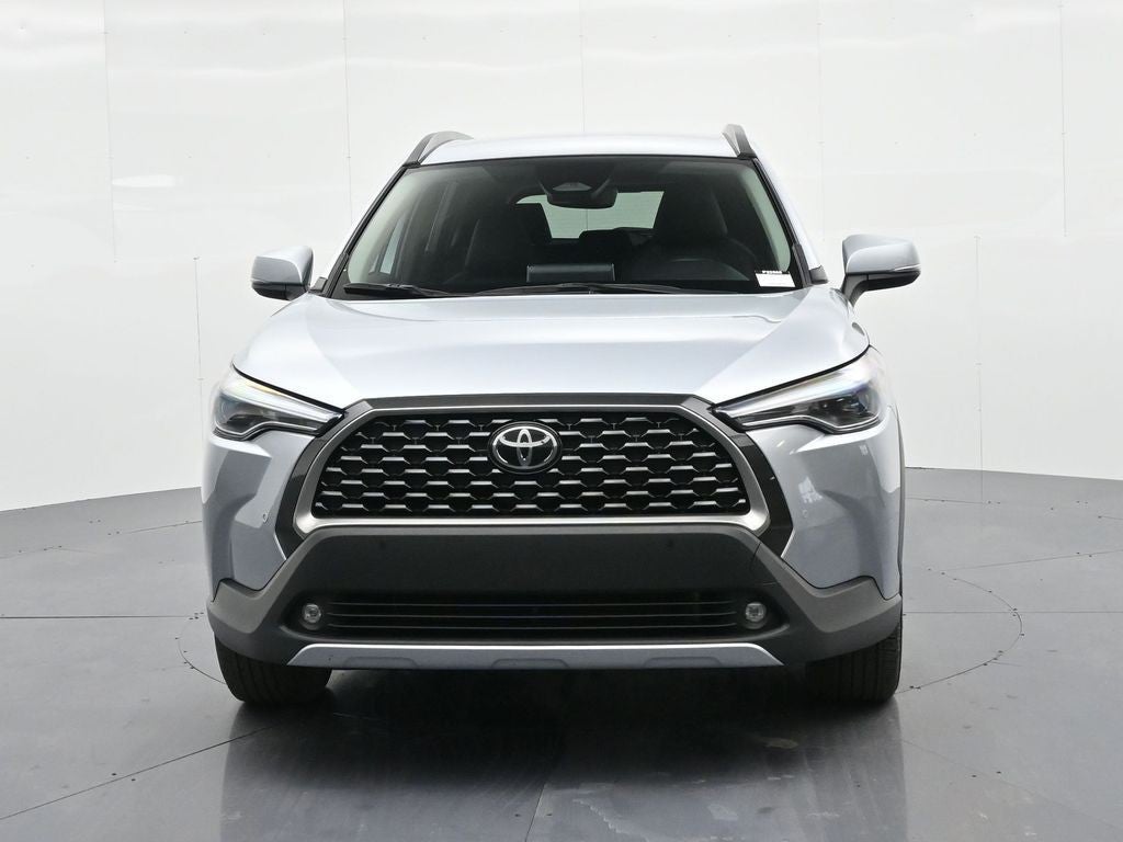 2024 Toyota Corolla Cross XLE 2WD (Natl)