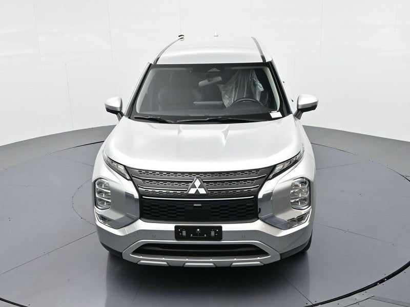 2024 Mitsubishi Outlander SE FWD