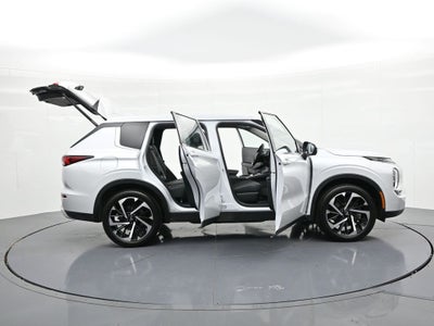 2023 Mitsubishi Outlander SE S-AWC