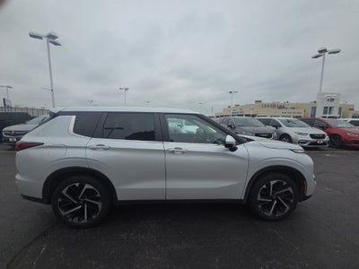 2023 Mitsubishi Outlander SE S-AWC