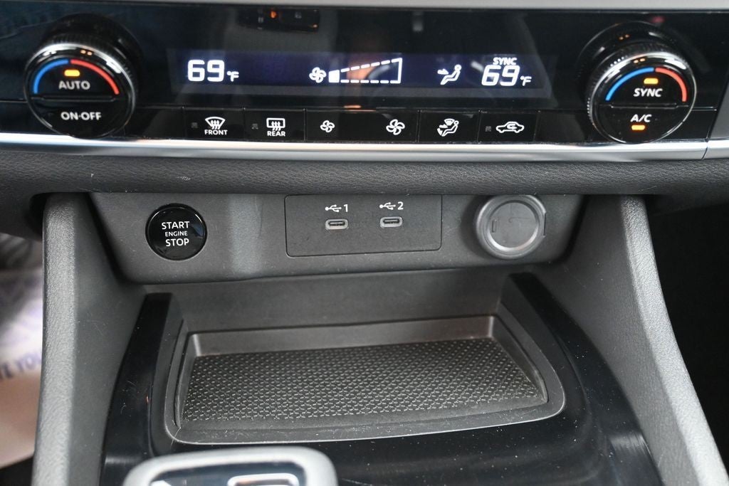 2024 Nissan Rogue FWD SV