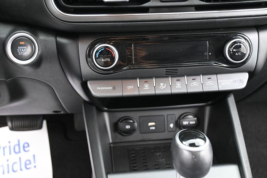 2022 Hyundai Kona Limited DCT FWD