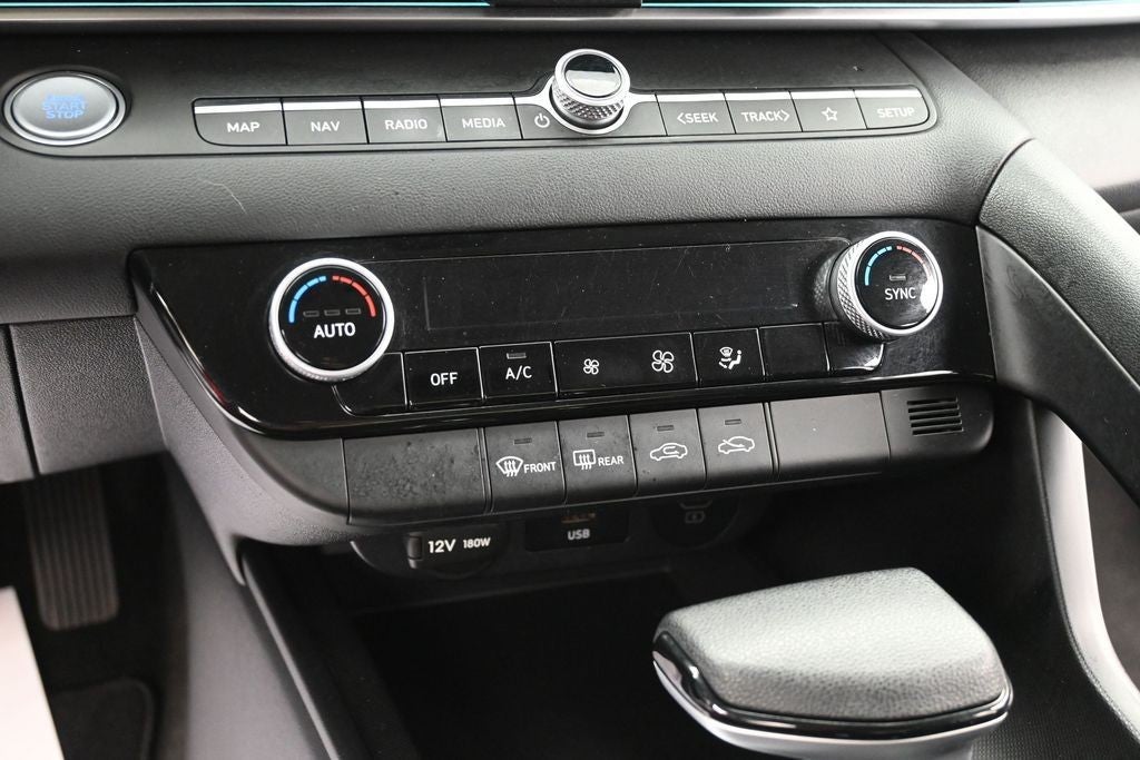 2024 Hyundai Elantra SEL IVT
