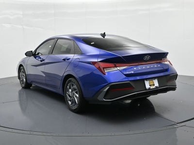 2024 Hyundai Elantra SEL IVT