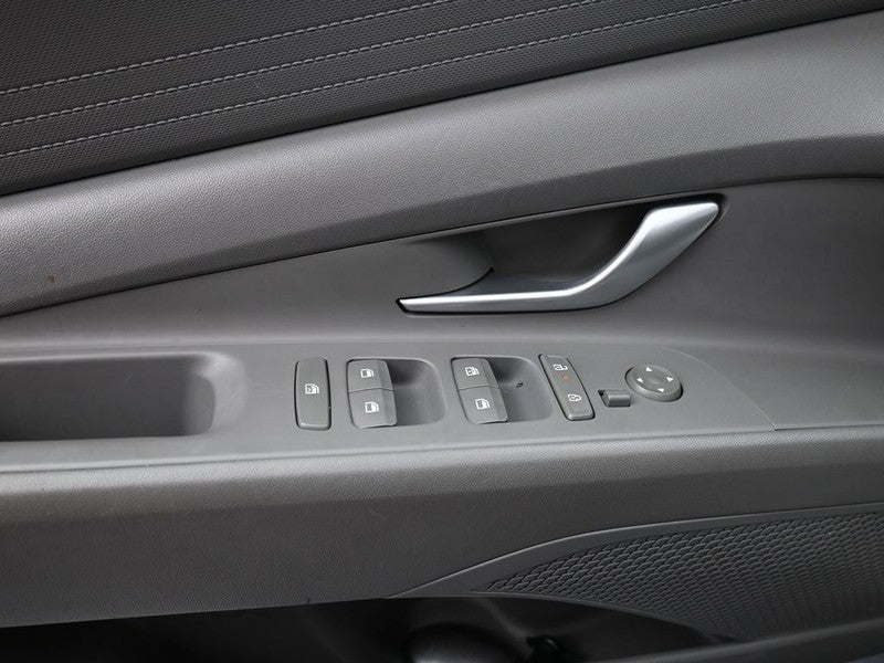 2024 Hyundai Elantra SEL IVT