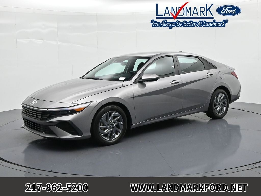 2024 Hyundai Elantra SEL IVT