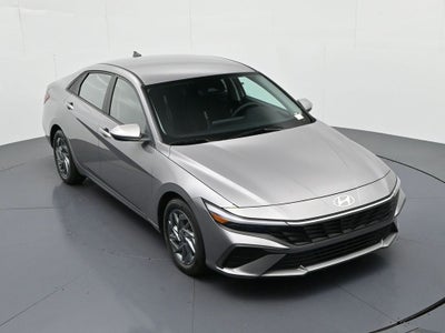 2024 Hyundai Elantra SEL IVT