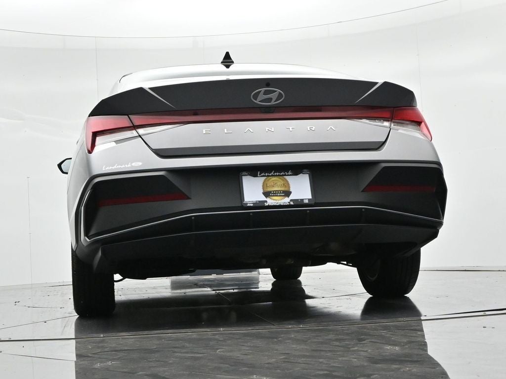 2024 Hyundai Elantra SEL IVT