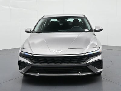 2024 Hyundai Elantra SEL IVT