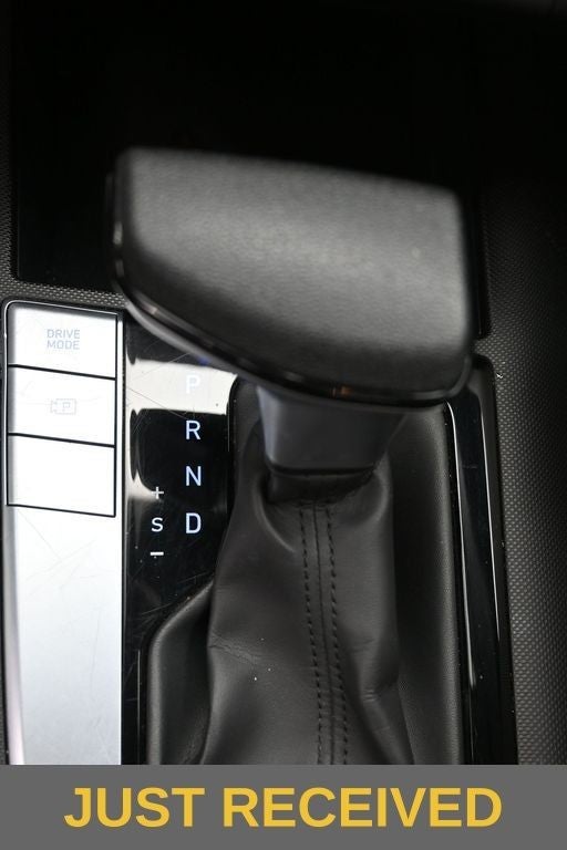 2024 Hyundai Elantra SEL IVT