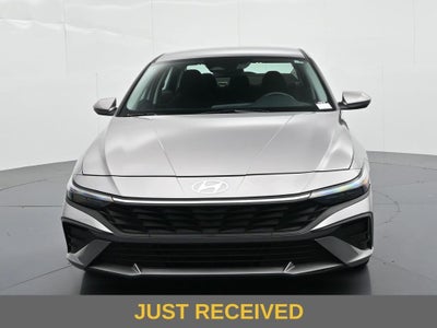 2024 Hyundai Elantra SEL IVT