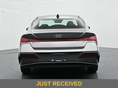 2024 Hyundai Elantra SEL IVT